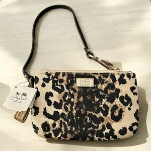 COACH MADISON OCELOT PRINT SMALL WRISTLET (49791) LI/Khaki (NWT)